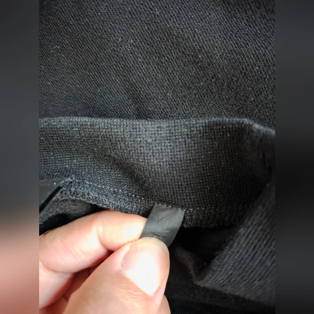 Fear of God Essentials Classic Fit Logo Graphic Sweatshirt - Picture 8 of 9